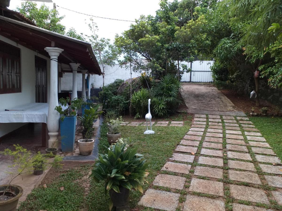 Sethun Villa Hikkaduwa Exterior foto